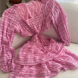 Barbiecore pink party dress